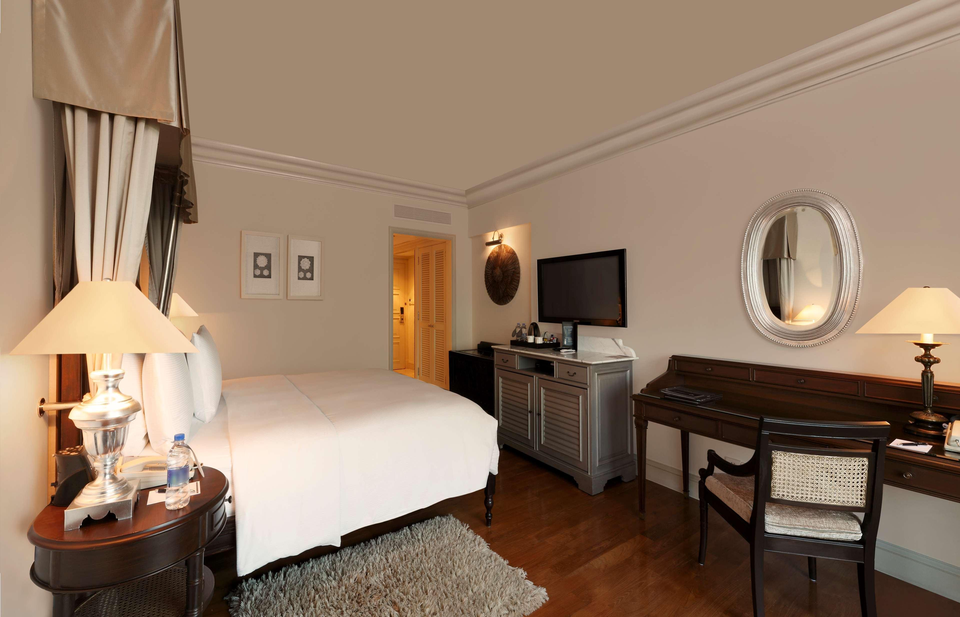 Hilton Mumbai International Airport Hotel Exterior foto A room at the hotel